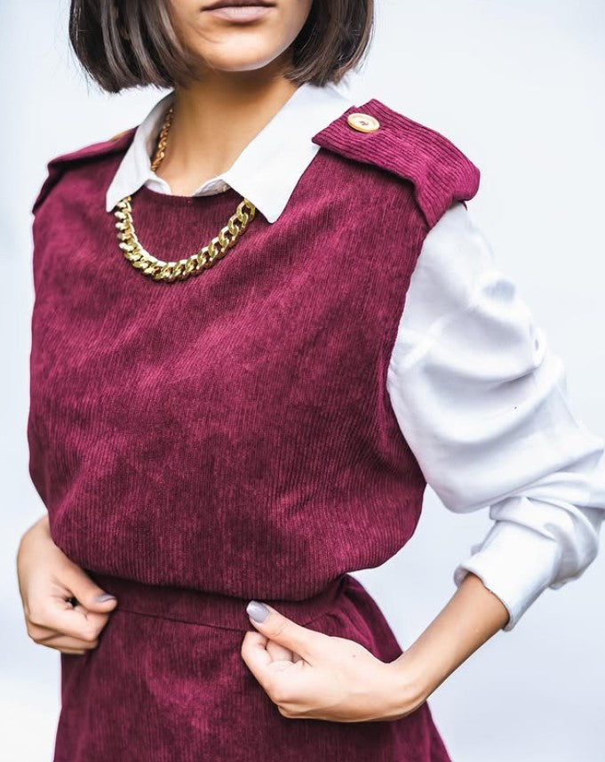 Maron sleeveless top